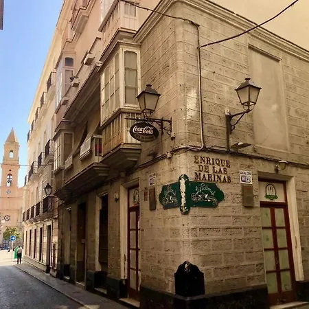 Gatu Premium Libertad, Preferente Mayores De 25 Anos Y Familias Apartment Cadiz