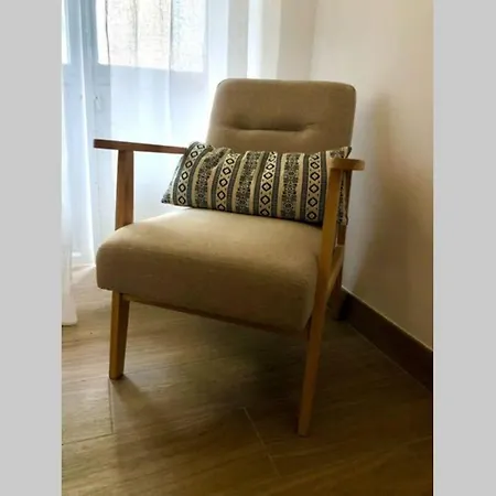 Gatu Premium Libertad, Preferente Mayores De 25 Anos Y Familias * Cadiz