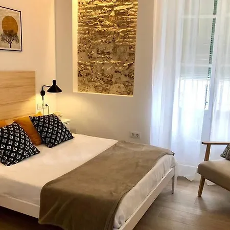 Gatu Premium Libertad Apartman *